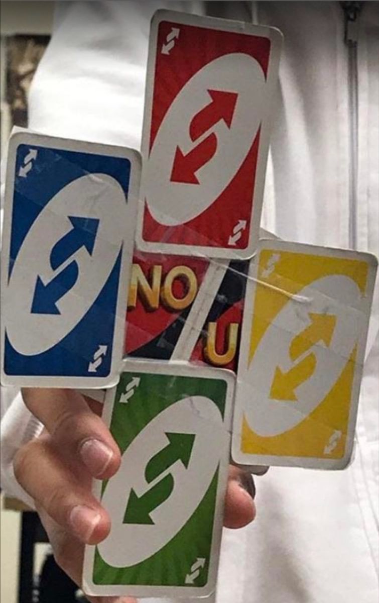 Ảnh chế đảo ngược Uno vui nhộn