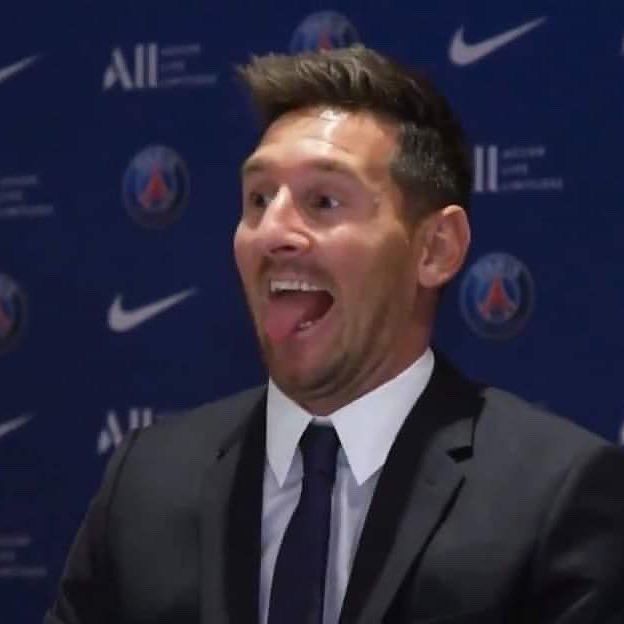 Ảnh chế Messi độc đáo phản ánh sự sáng tạo không giới hạn của fan bóng đá