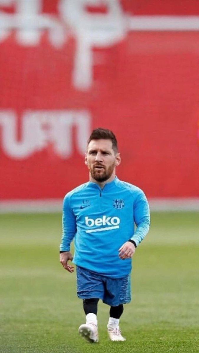 Ảnh meme Messi được chỉnh sửa khéo léo khiến fan bật cười thích thú