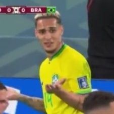 Antony meme group bóng đá