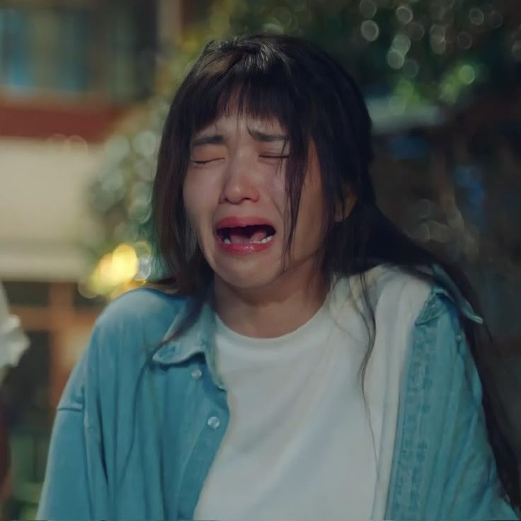 Cảm xúc dồn nén lâu ngày cuối cùng cũng vỡ