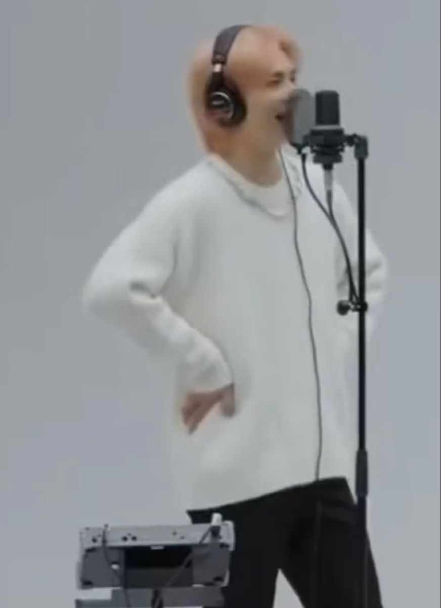 Chống nạnh meme