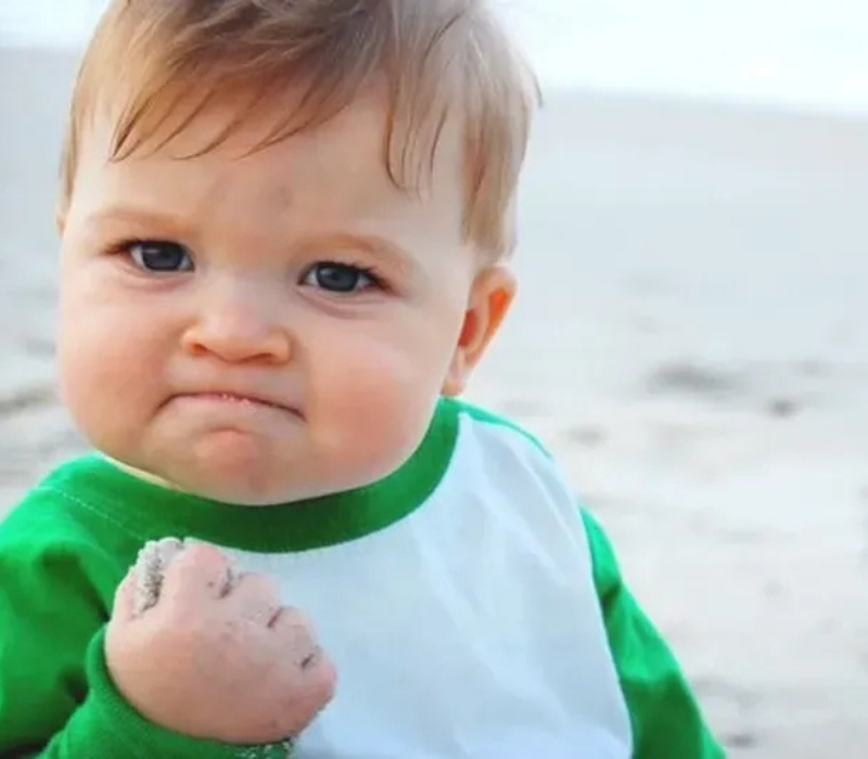 Cố lên meme hài hước