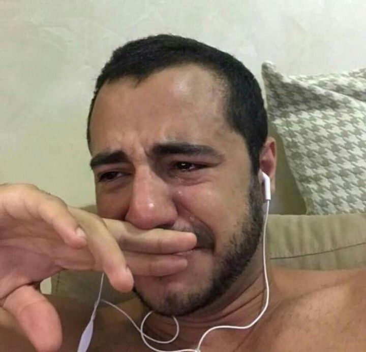 Có những ngày em chỉ muốn biến mất