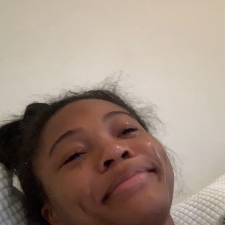 Còn gì nữa đâu mà khóc với sầu, chẳng còn ai nghe