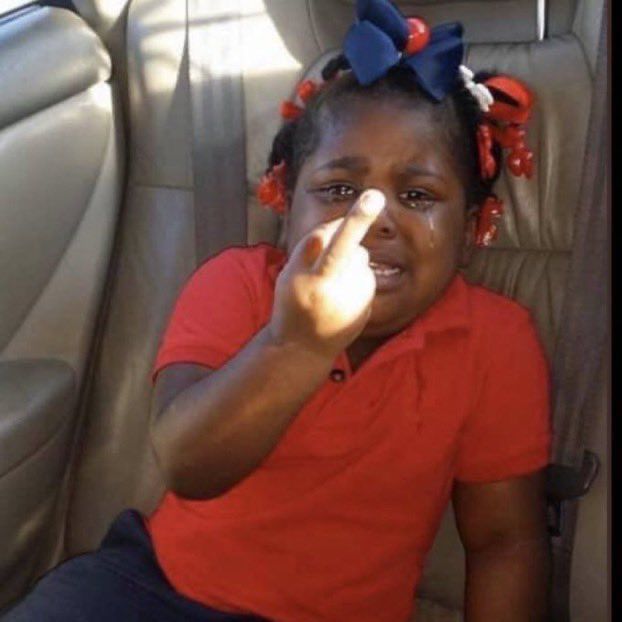 Còn gì nữa đâu mà khóc với sầu, mọi thứ vụn vỡ