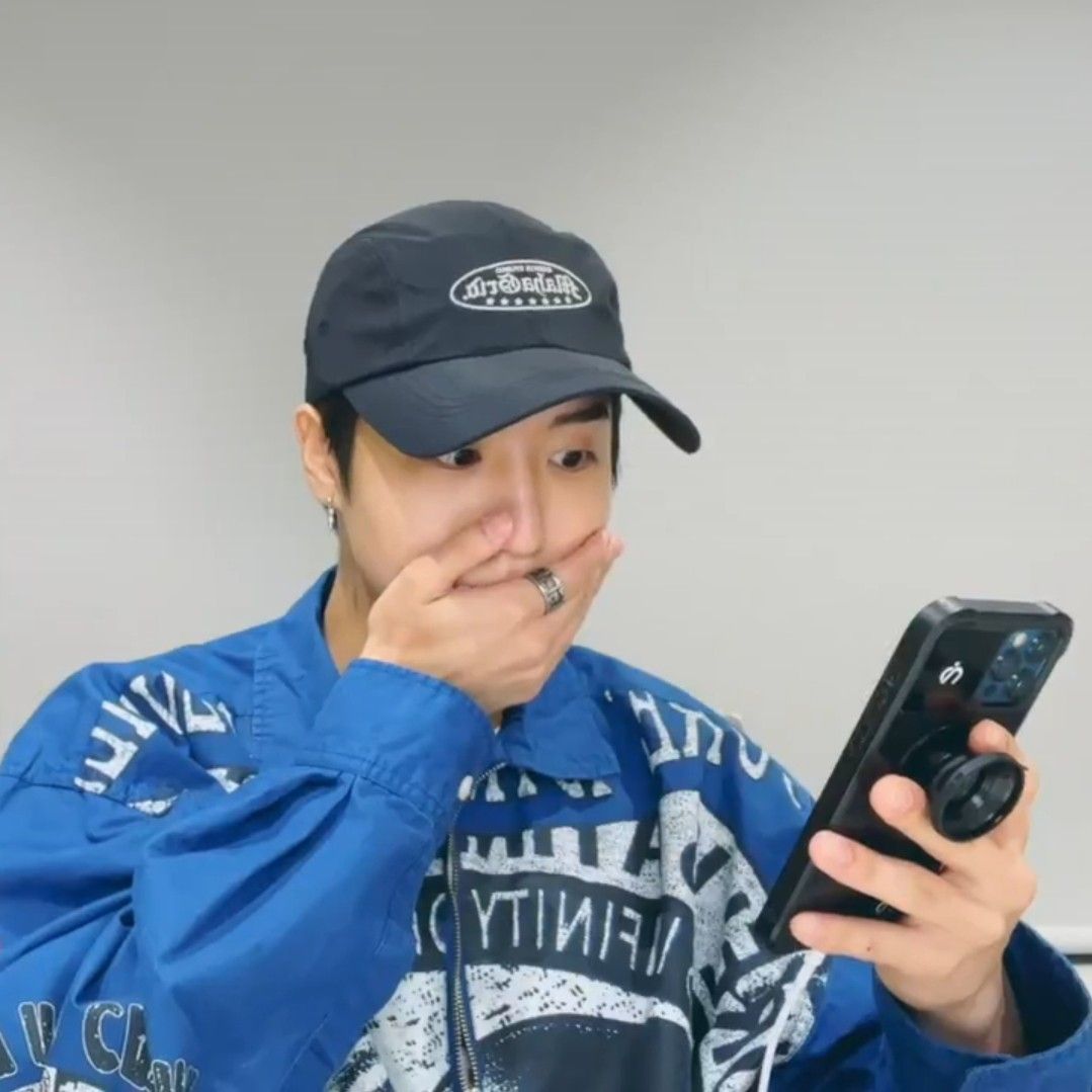 Cú sốc này làm tôi im lặng hơn cả wifi yếu