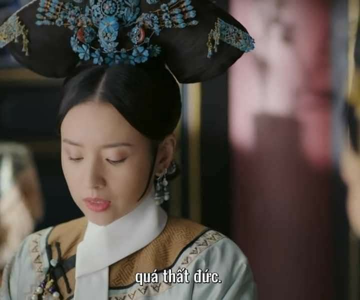 Đừng tin vào nhân vật mặc đồ trắng