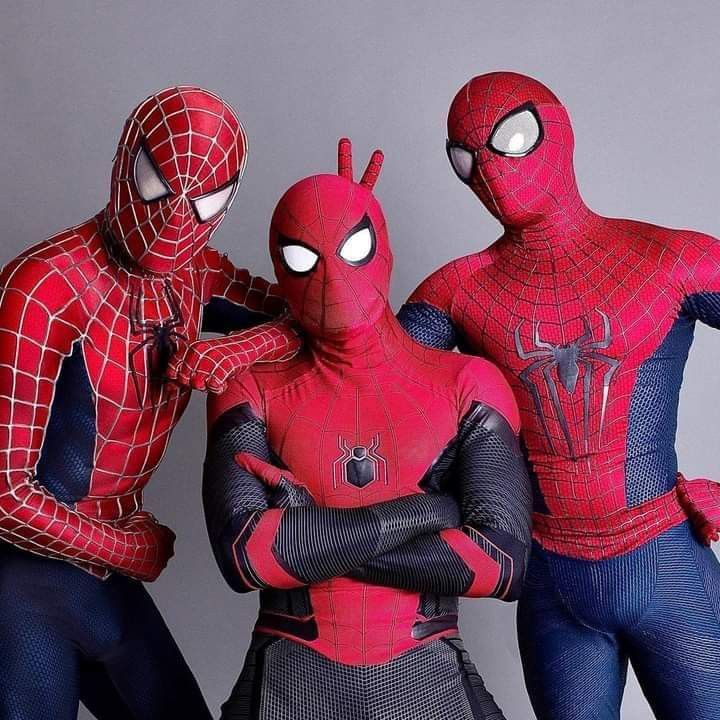 Đứng yên thôi cũng bị chỉ, Spiderman hiểu mà