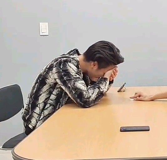 Em từng mạnh mẽ đến mức không ai nhận ra