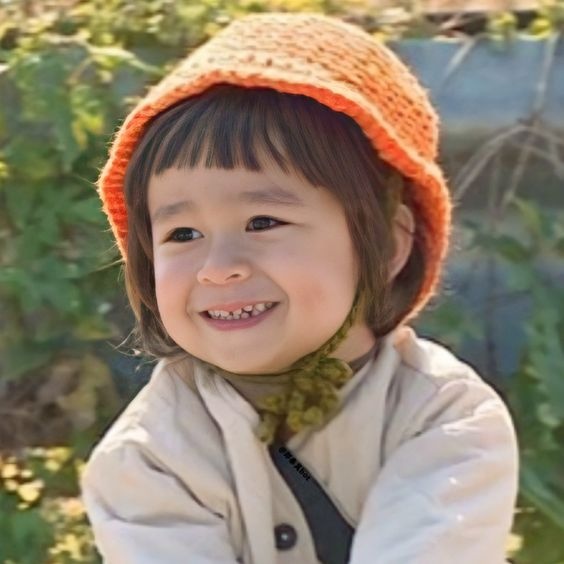 Giả vờ ổn nhiều quá, giờ không biết buồn sao nữa