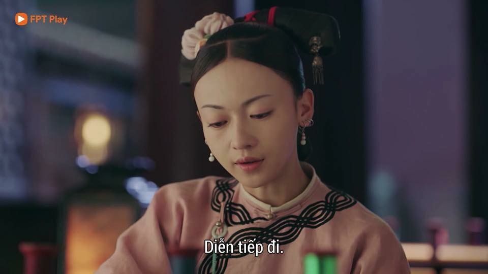 Hắn quay lưng đi là mọi người bắt đầu khóc