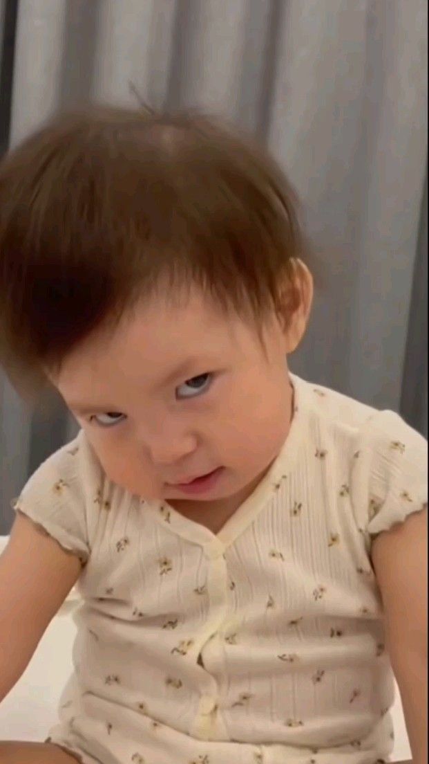 Khoảnh khắc liếc mắt ngẫu nhiên