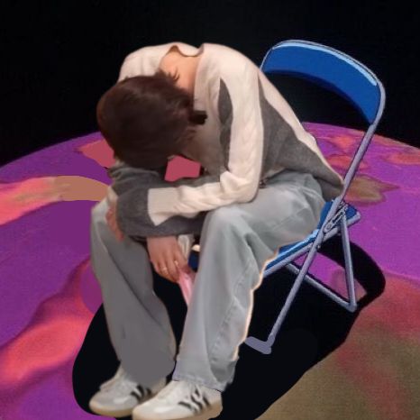 Không ai hứa gì, nhưng em vẫn thấy hụt hẫng