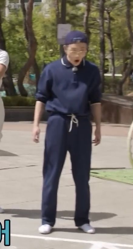 Không cần kịch bản, đời tự viết cái plot twist