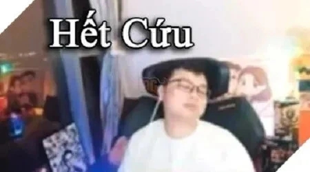 Không cứu được đâu, đừng ráng