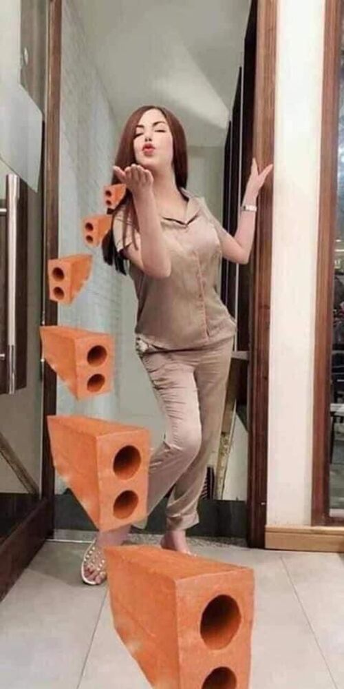 Linda gạch ống meme hài