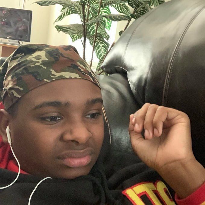 Meme khó hiểu buồn cười