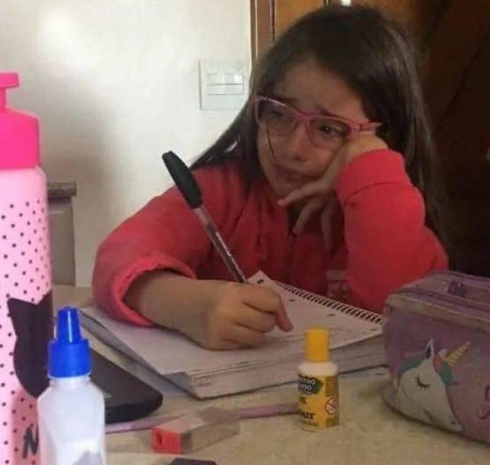 Meme mệt mỏi vui nhộn