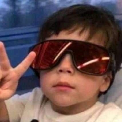 Mỗi lần buồn lại không biết nên buồn vì gì
