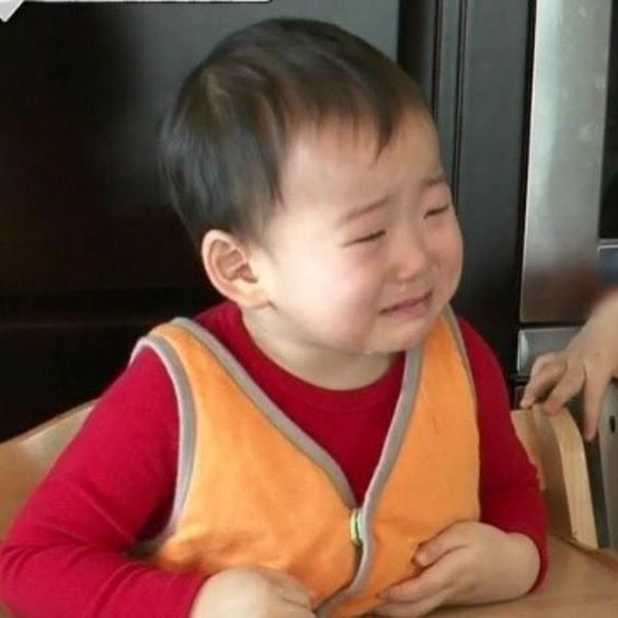 Mỗi người đều đang giấu một chuyện trong lòng