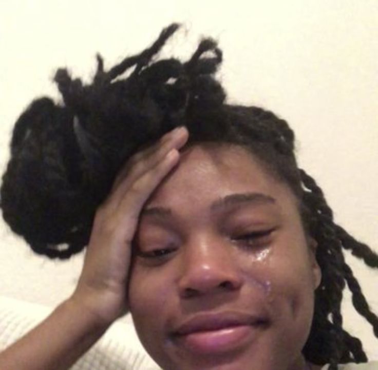 Mọi người rời đi, chỉ em ở lại với ký ức