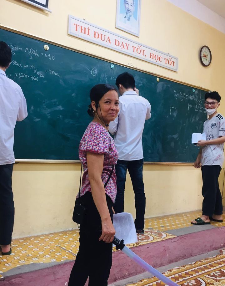 Meme học sinh vui nhộn nhớ về