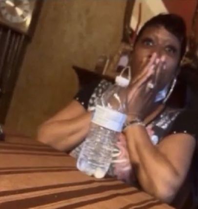 Một pha quay xe làm thay đổi tình hình luôn