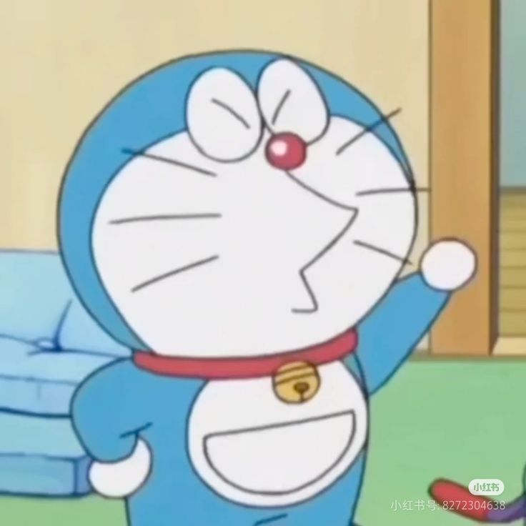 Nằm trong ngăn bàn mà không thấy Doraemon