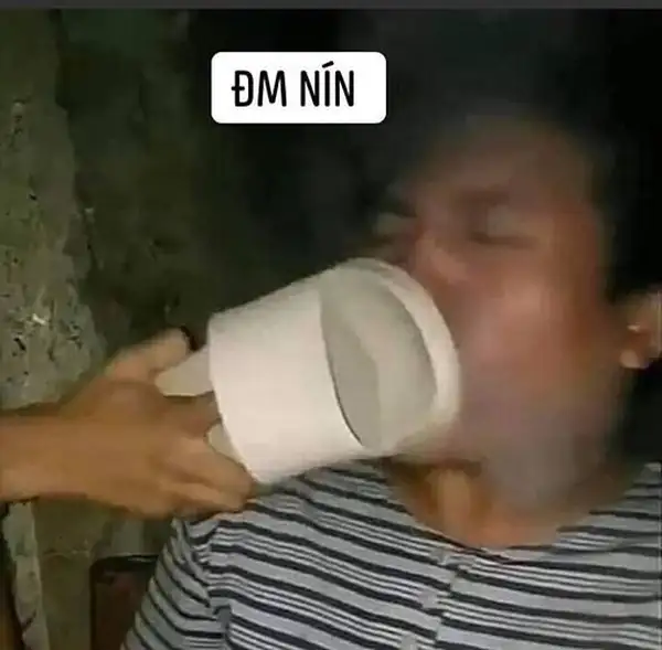 Nín cái mồm lại