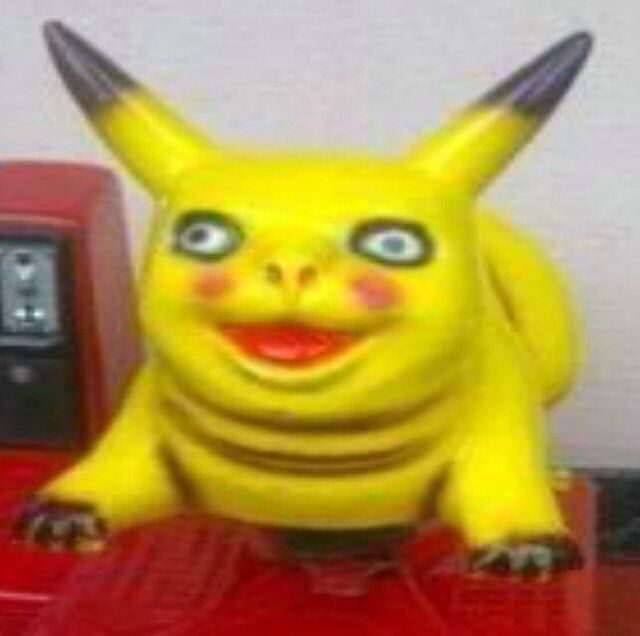Pikachu nhìn đời như thể… hết sạch hy vọng