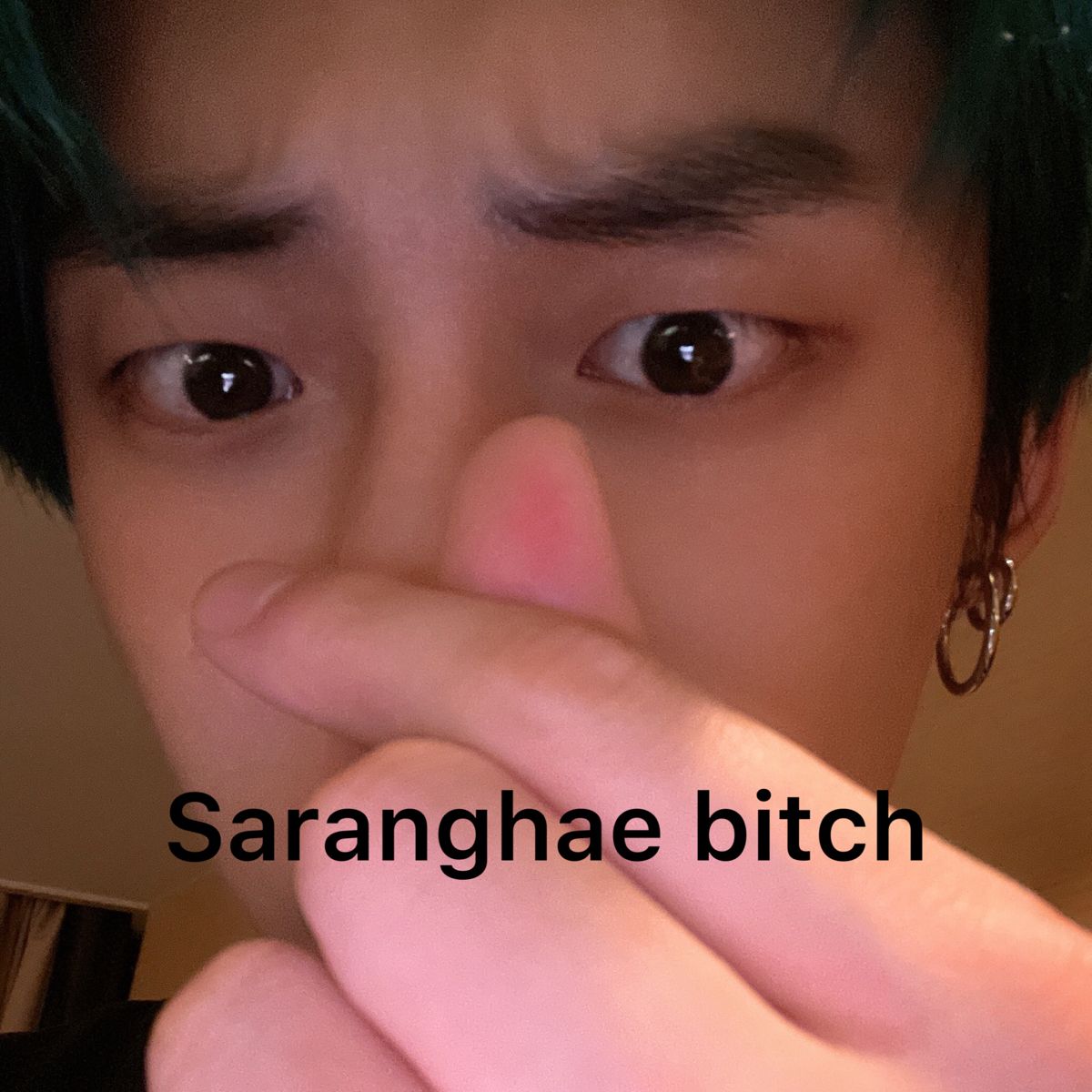 Reaction tim bay tung tóe