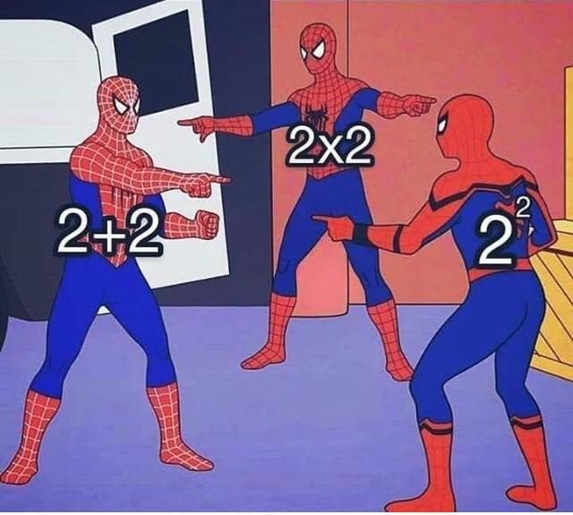 Spiderman chỉ tay, nhưng người đau đầu lại là mình