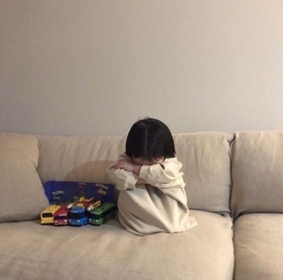 Tâm trạng lưng chừng như mưa không dứt hẳn