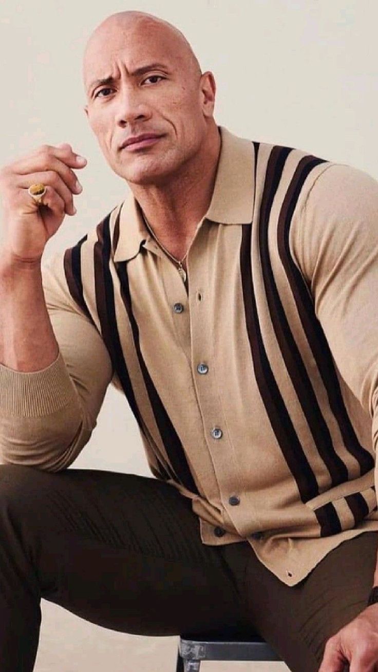 The Rock nhìn như vậy là bạn nên dừng lại