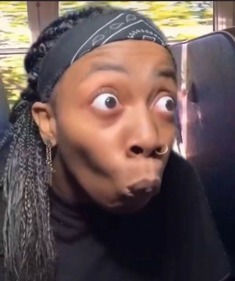 Tôi chỉ chớp mắt thôi, đừng xoay chuyển vậy chứ