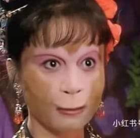 Tưởng nữ chính ngầu, hóa ra là ngáo nhẹ