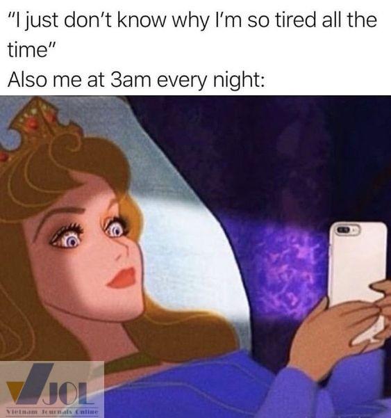 Thức khuya xấu da, nên tôi chọn ngủ