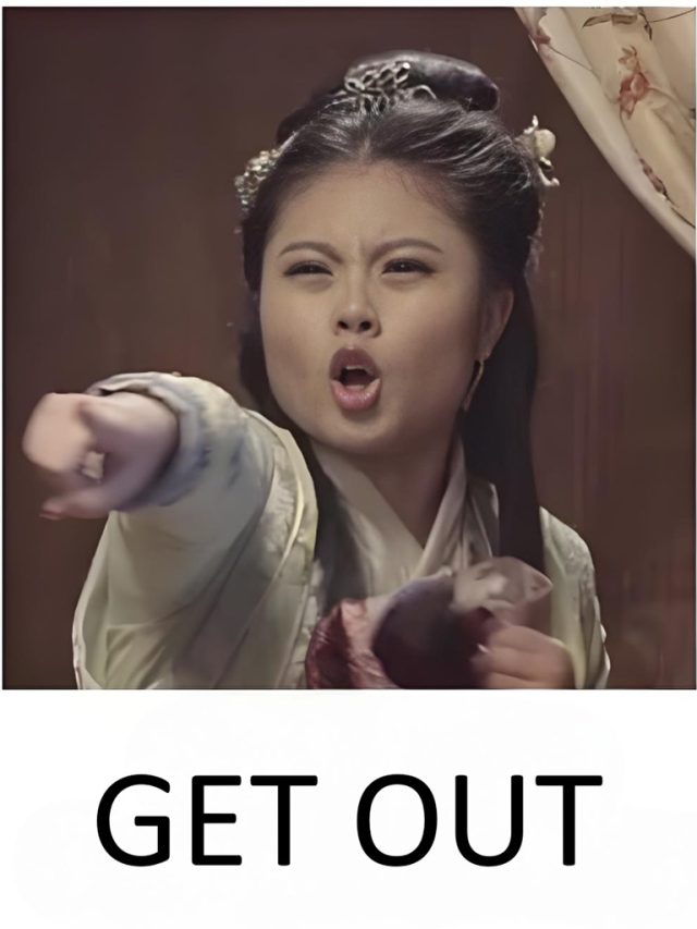 Get Out Meme kinh dị