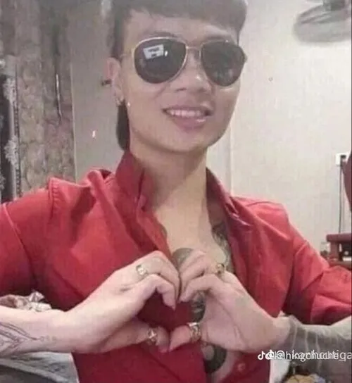 Ảnh chế Khá Bảnh thả tim thể hiện thái độ ngông mà vui