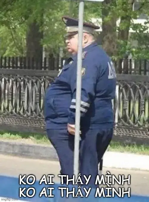 Meme biến mất tall