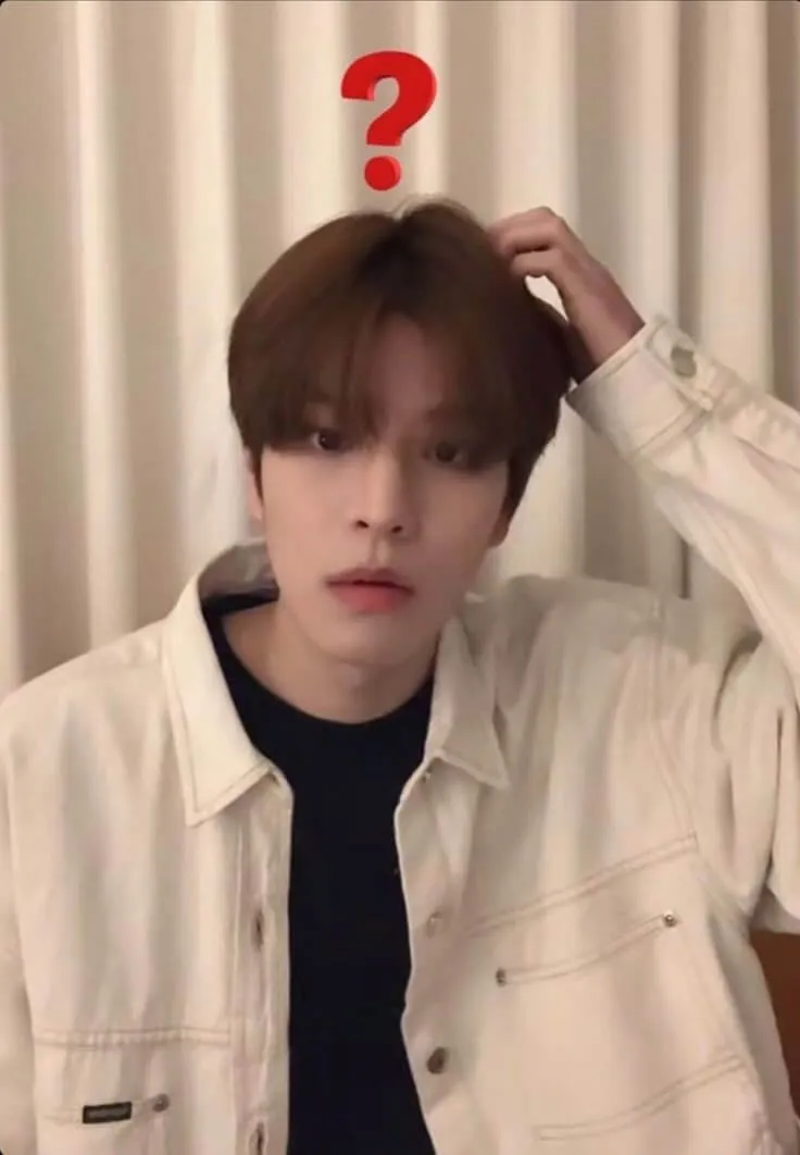 Meme gãi đầu tall