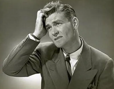 Meme gãi đầu mất bình tĩnh