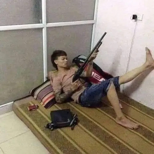 Meme hài thể hiện biểu tượng giang hồ mạng gây tranh cãi