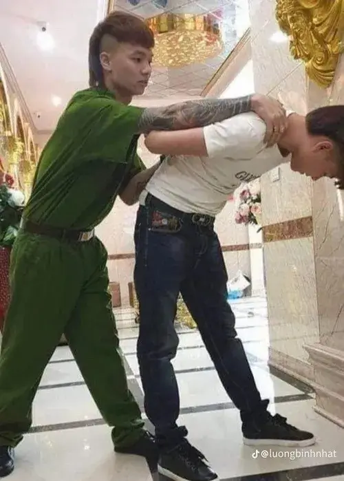 Khá Bảnh trong mắt dân mạng idol ảo hay biểu tượng đời thật