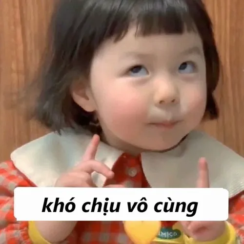 Hình chế biểu cảm cau có khó chịu