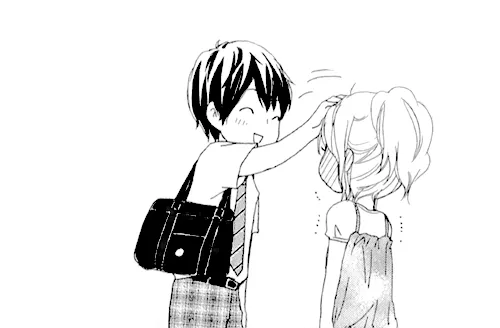 Meme xoa đầu dịu dàng