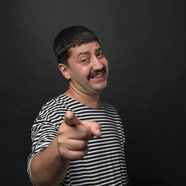 Pointing meme nụ cười