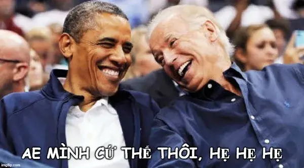 Ảnh meme fan Kpop bị spoil vẫn cười gượng hẹ hẹ hẹ